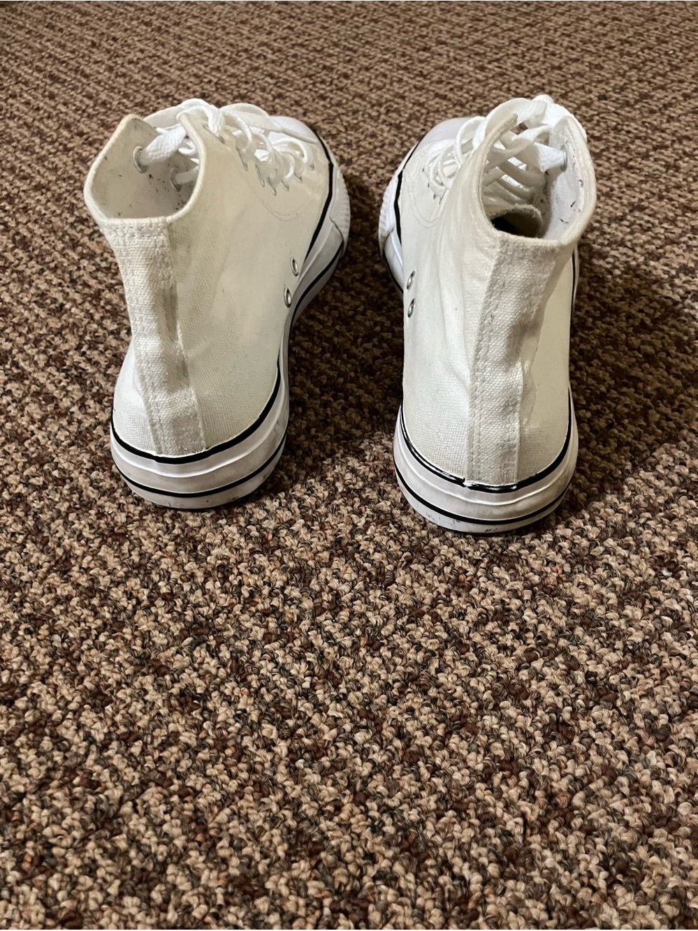 Women’s 10.5 White Canvas High-Top Sneakers | Retro Y2K Streetwear Shoes - Picture 3 of 6